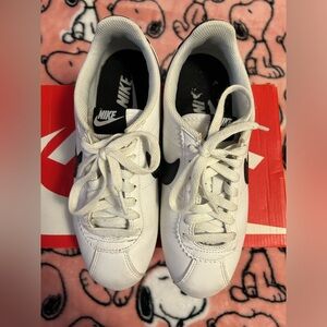 Women’s Nike Classic Cortez Leather Sneakers